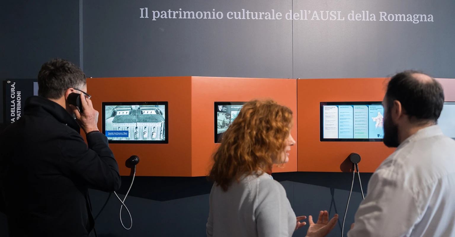 Museo diffuso dell'arte sanitaria romagnola - Forlì (FC). L'interfaccia grafica è studiata per creare un'interazione ai contenuti semplice e intuitiva.